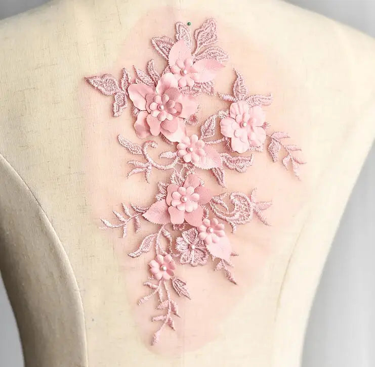 appliques textile brodées fleurs feuilles bleu marine rouge blanc roseclair mariage robemariage