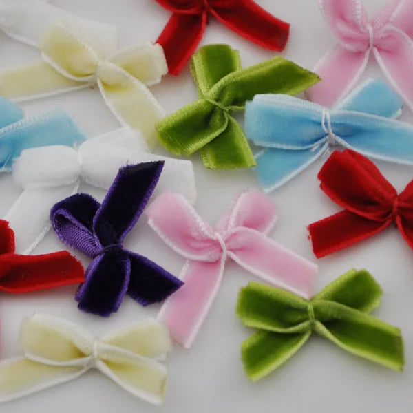 rubans velours nœuds fleurs décoratives couleurs unies polyester blanc rouge vert bleu rose violet