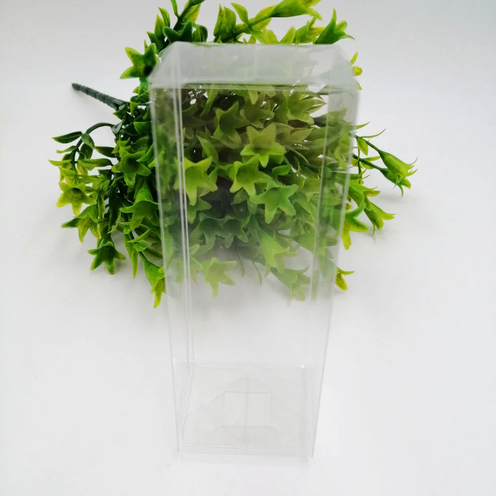 Lot de 50 boîtes transparentes empilées pour organisation