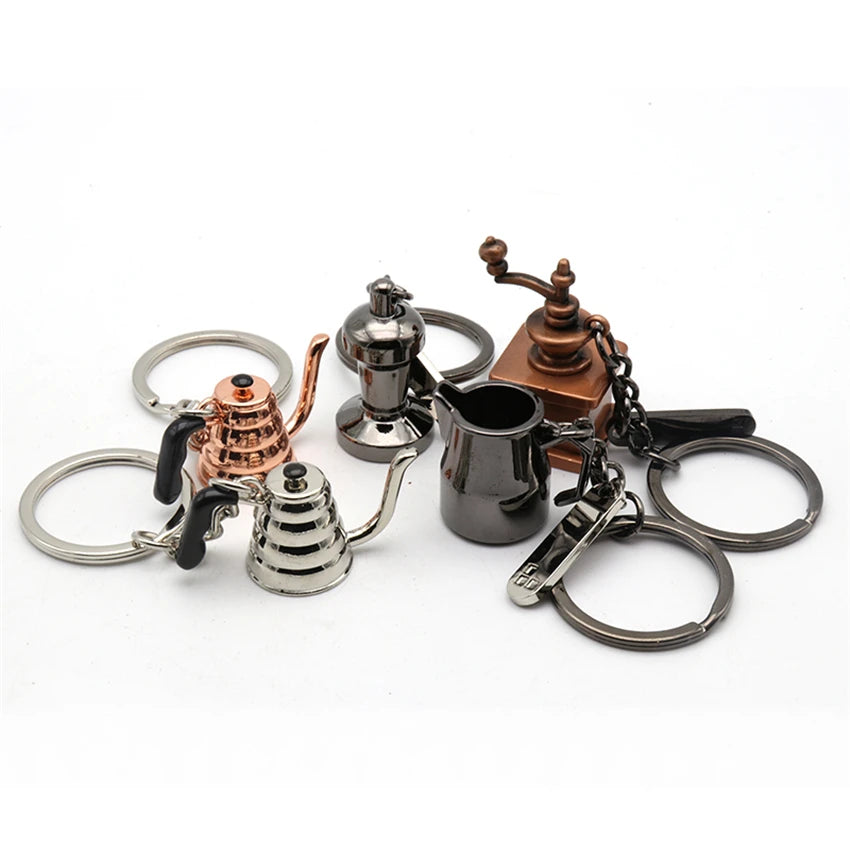 porte clés réaliste métal tampé moulin cafetière italienne théière bouilloire noir marron cuivre argenté