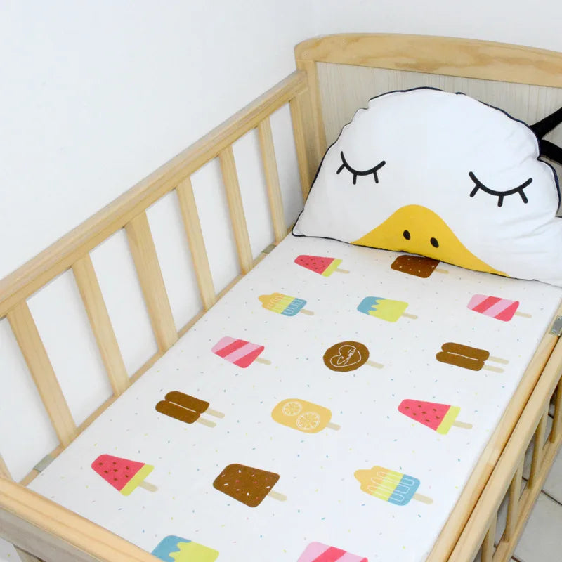 drap housse lit bébé coton motif oiseau étoile enfant chambre moderne blanc jaune gris