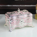boîte bijoux rectangle métal rose clair ornements floraux classique intérieur velours rouge rechargeable