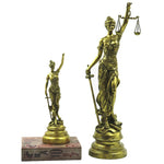 statue ornementale justice égale balance épée détail classique blanc orDecoration intérieure antique modernisée