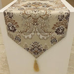 nappe table motif floral brodé chinois élégante coton durable decoration intérieure fêtes universelle