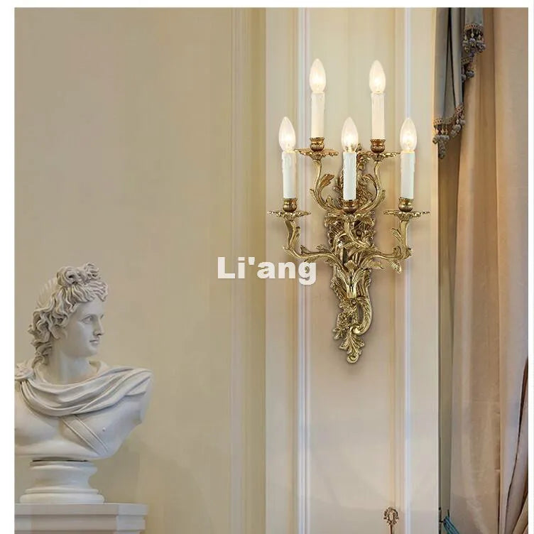 applique murale or décorative baroque quatre lumières fixée mur décoration florale classique