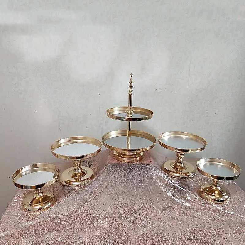support gâteaux doré métal brillant respectueux environnement classique niveaux cupcakes mariage anniversaire joyeux stand