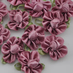 rubans satinés fleurs artificielles multicolores décor mariage roses uniques polyester