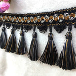 ruban franges dentelle broderie fine classique élégant blanc noir vert violet doré rouge gris