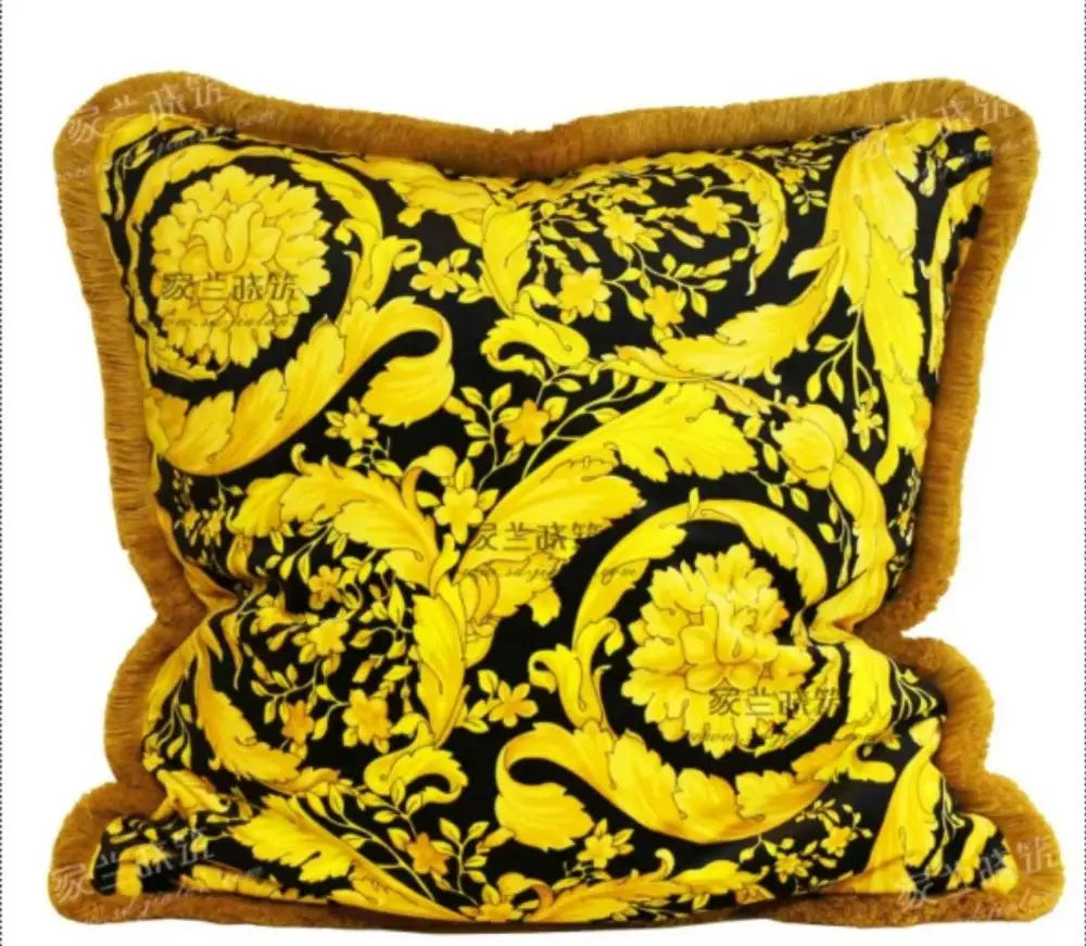 coussin décoratif motif léopard imprimé bordure frangée animalier coton polyester bleu jaune marron
