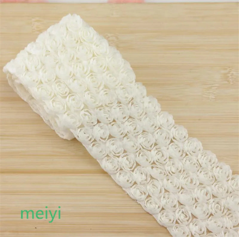 ruban decoratif dentelle roses relief largeur 9cm mariage decoration romantique couleur rose violet beige