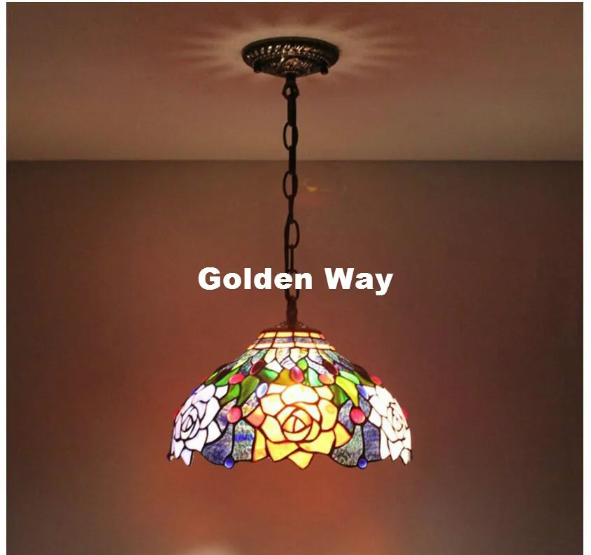 lampe suspendue tiffany multicolore fleurs géométriques opacité chaîne métal salon chambre étude