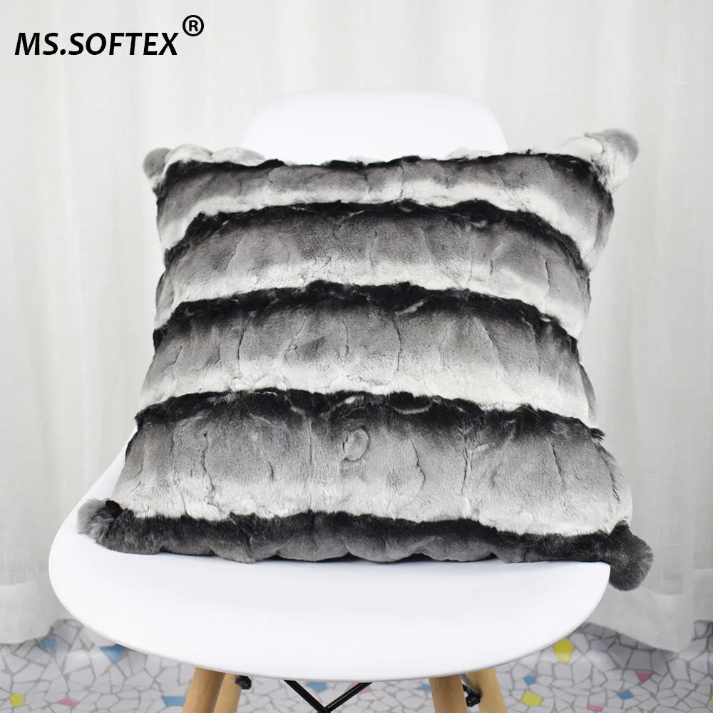 coussin patchwork fourrure lapin gris noir horizontal moderne décoration intérieure lit siège voiture