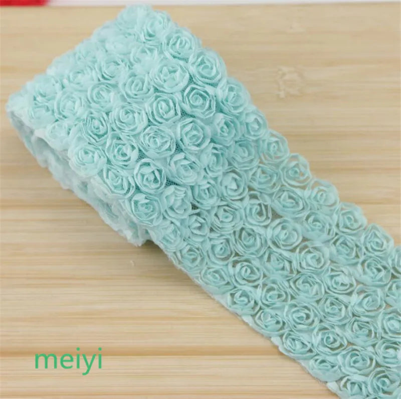 ruban decoratif dentelle roses relief largeur 9cm mariage decoration romantique couleur rose violet beige