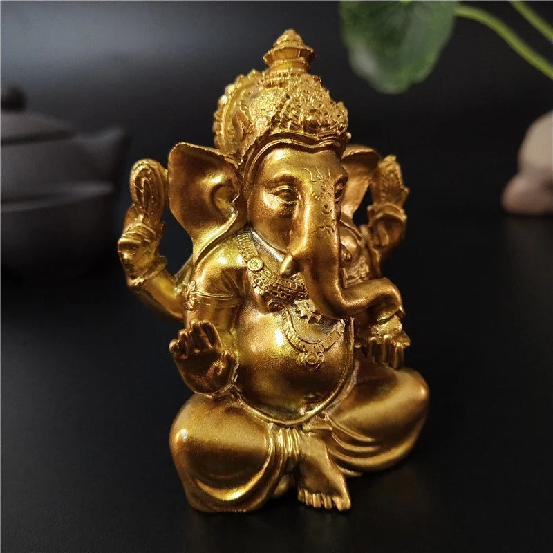statue dorée résine sculptée bijoux religieux traditionnel maison jardin decoration