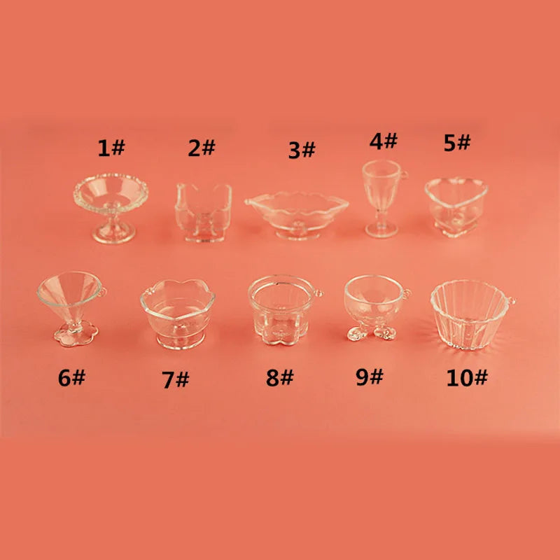 assiettes dessert transparentes moderne accessoires décoration diy valentin mariage anniversaire
