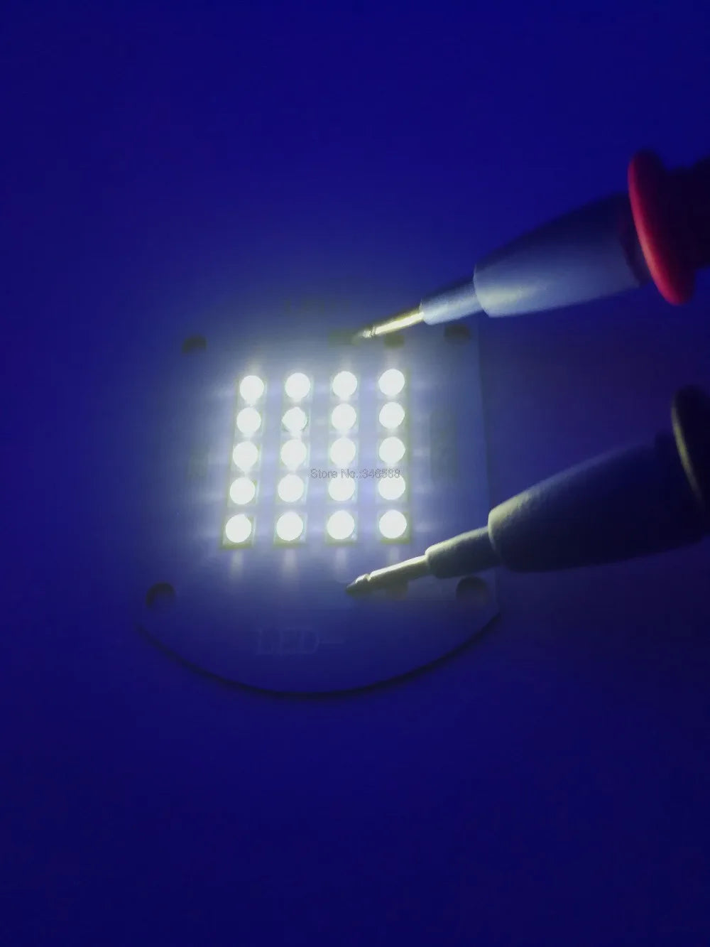module led uv 365nm multiple diodes gris vert industrielle technique 12v 700ma