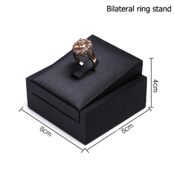 support bague noir clips moderne présentoir bijoux exposant bagues luxe affichage retail organiser vitrine