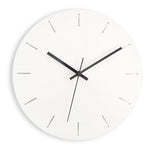 Horloge murale en bois design rouge