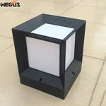 lampe solaire contemporaine noir blanc translucide fixée mur cuisine salle chambre entrée