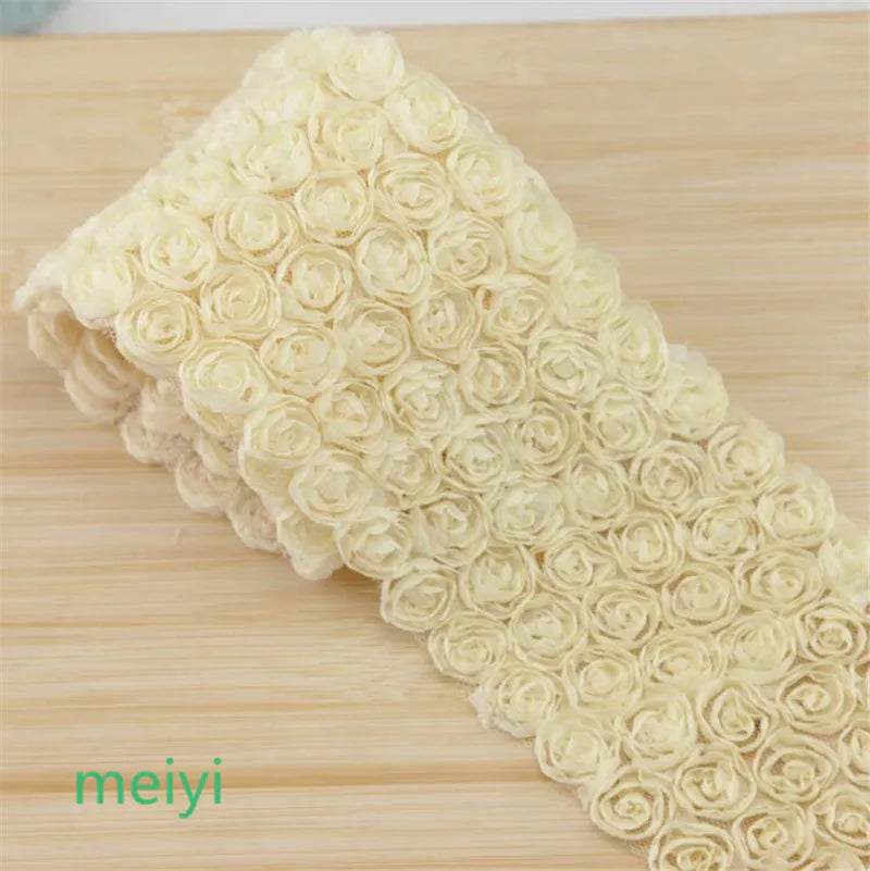 ruban decoratif dentelle roses relief largeur 9cm mariage decoration romantique couleur rose violet beige