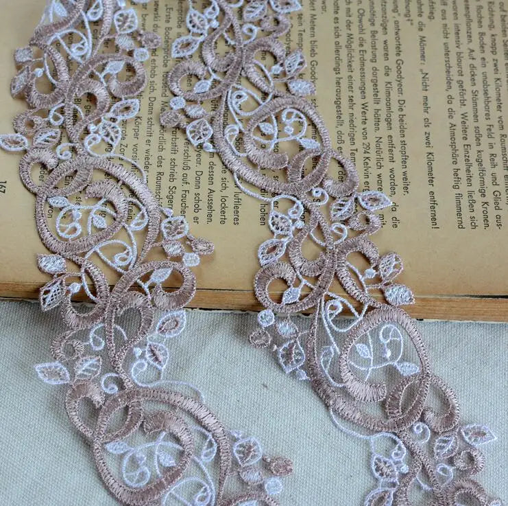 dentelle florale polyester 5cm large motif baroque transparent bleu rose vintage décoratif
