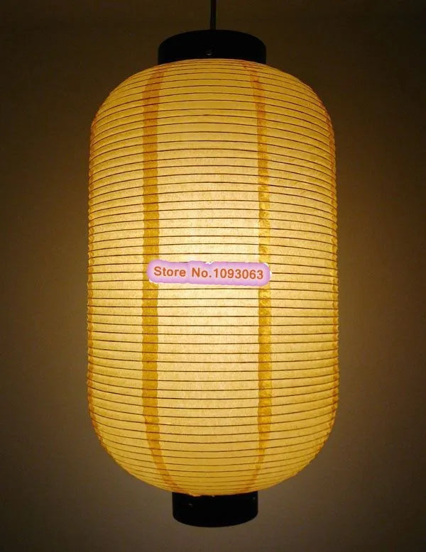 lanternes suspendues traditionnelles rayées opaques blanc rouge passe câble noir restaurant spa decoration