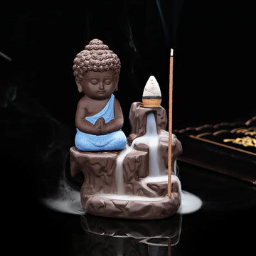 statue bouddha artisanale statuaire motifs roche texture granuleuse apaisante calme salon