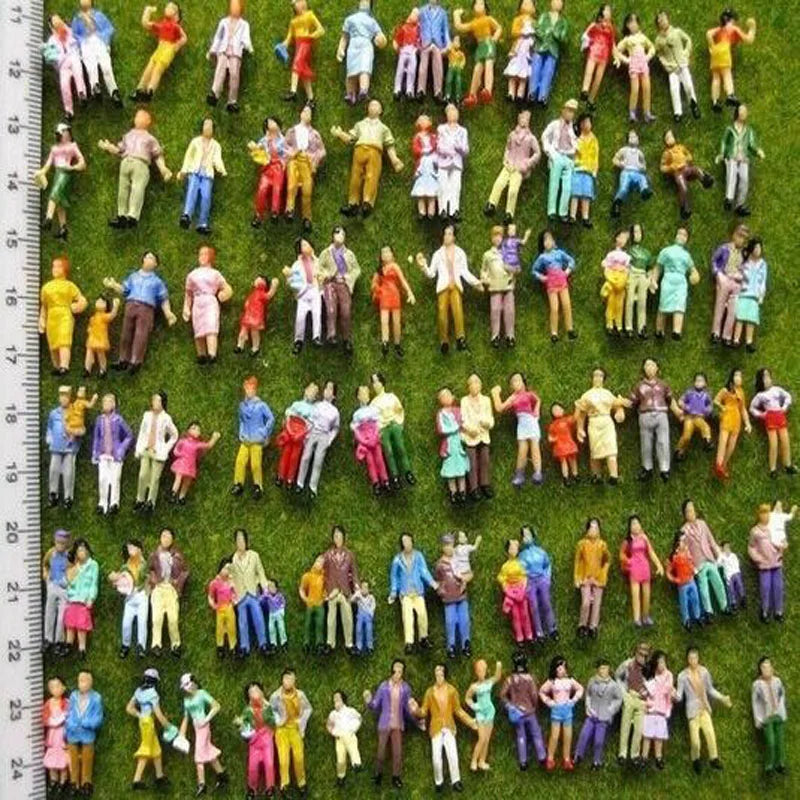 figurines miniatures humaines diverses couleurs herbe artificielle décoration maquette diy accessoires table sable