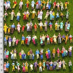 figurines miniatures humaines diverses couleurs herbe artificielle décoration maquette diy accessoires table sable
