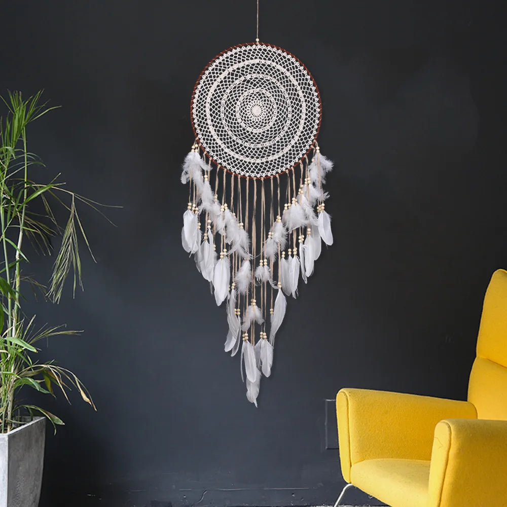 attrape rêves boho blanc plumes crocheté décoration chambre enfant artisanal fil suspendu