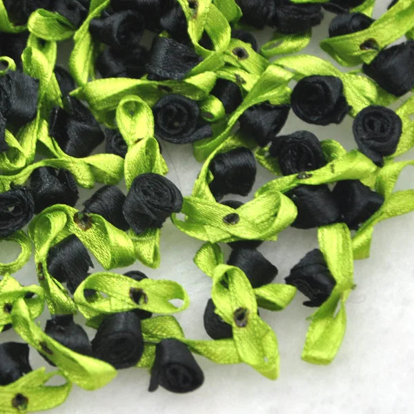 rubans plissés satinés décoratifs rose vert rouge jaune bleu noir blanc