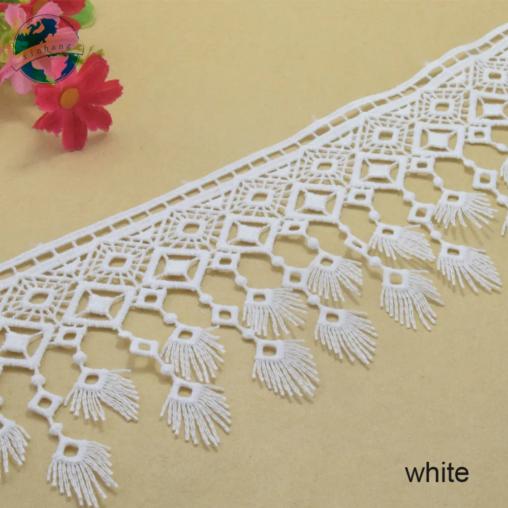 ruban dentelle polyester blanc motif géométrique franges largeur 9cm classique bricolage couture decoration écologique