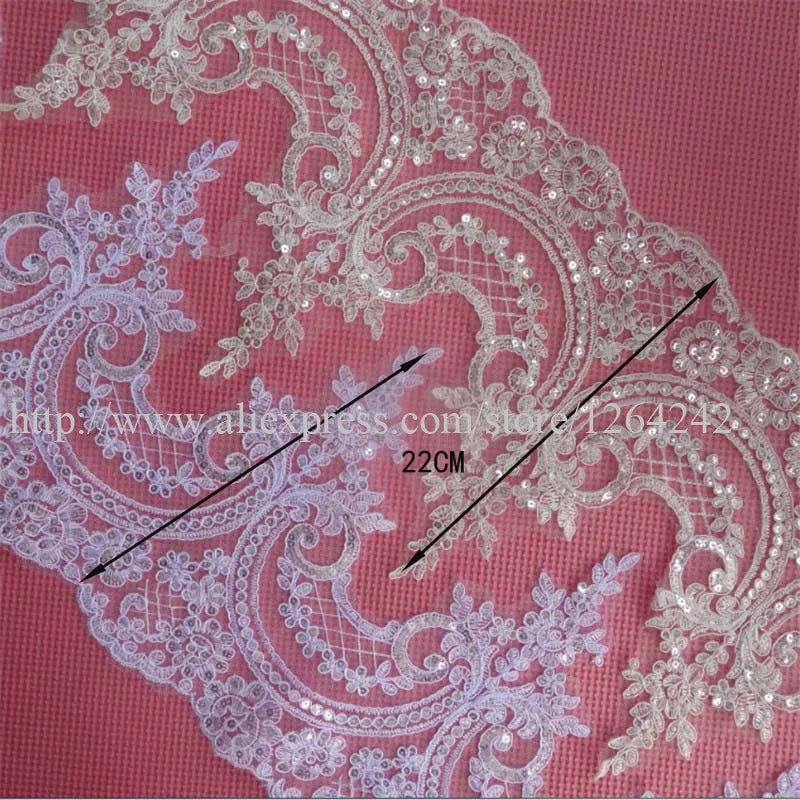 dentelle polyester blanc ajourée paillettes 22cm confection artisanat mariage erotique floral