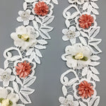 ruban dentelle fleurs brodées rose pâle mariage blanc décor solubre écologique