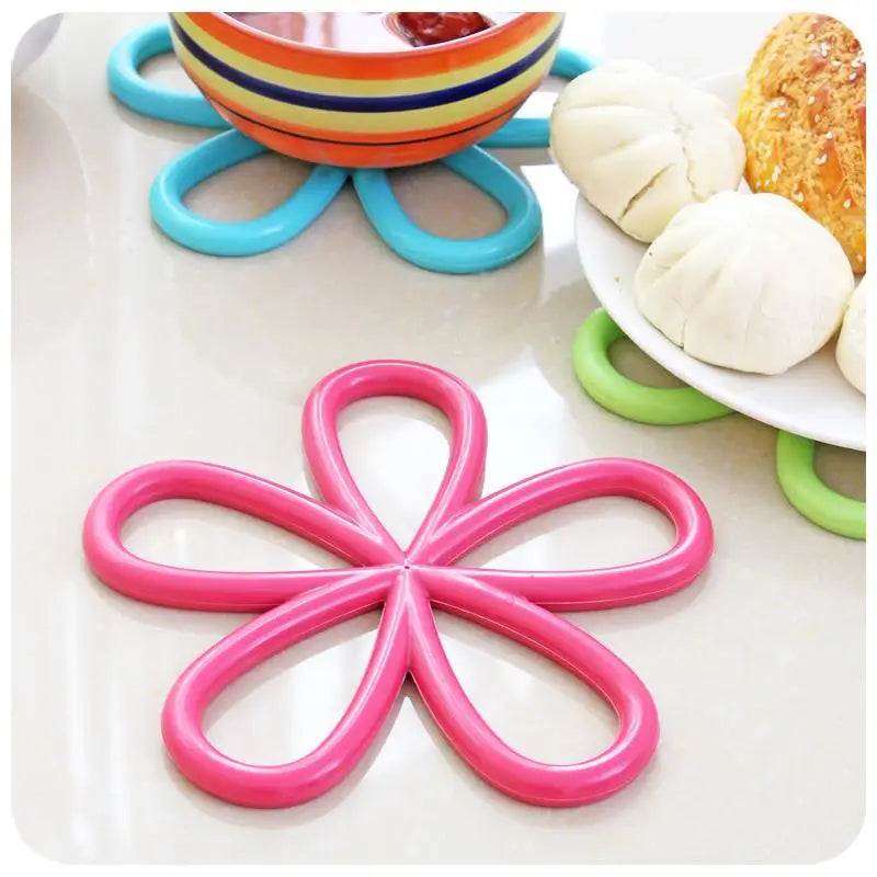 support fleuri récipients bols cuillère couleurs rose vert bleu moderne décoratif tapis PVC respectueux