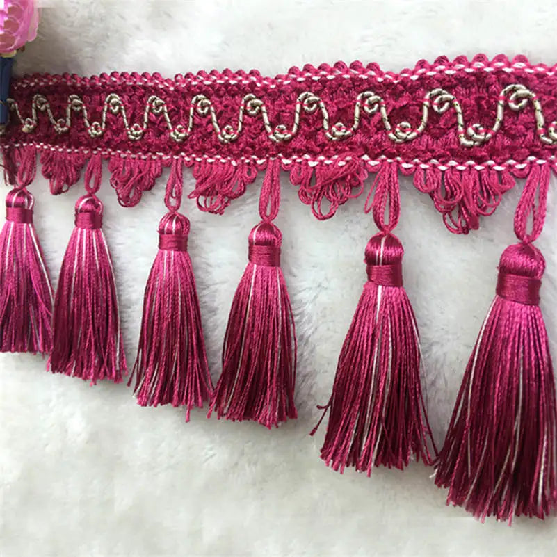 ruban franges dentelle broderie fine classique élégant blanc noir vert violet doré rouge gris