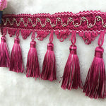 ruban franges dentelle broderie fine classique élégant blanc noir vert violet doré rouge gris