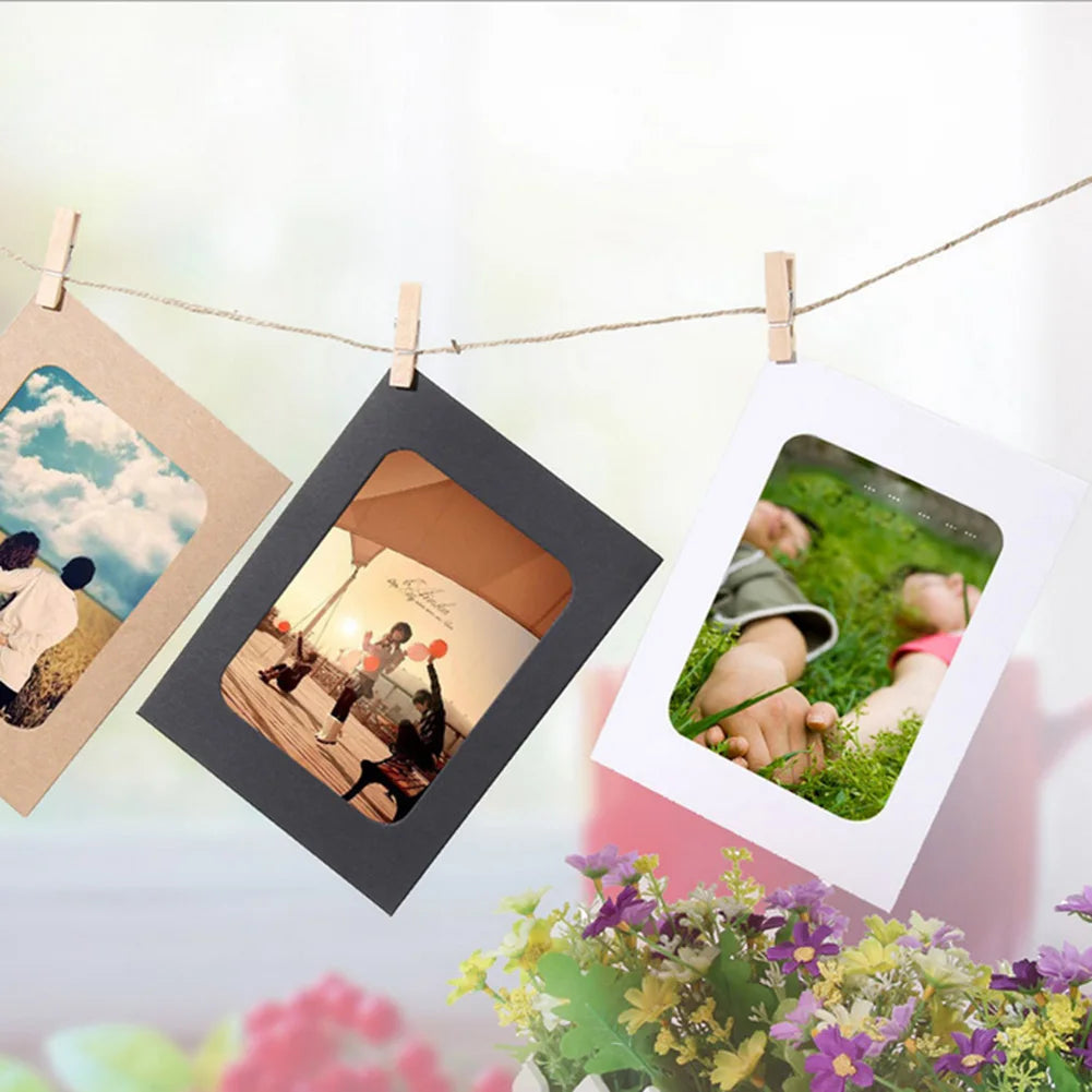 cadres photo papier kraft noir marron blanc suspension pinces bois décoration murrale rustic vintage