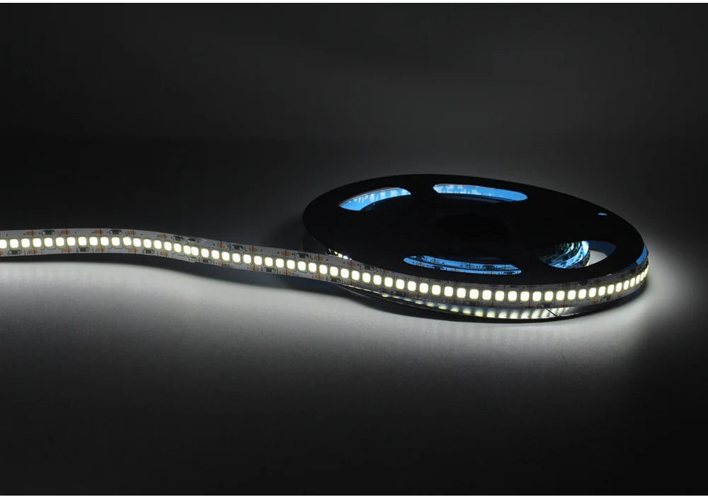 ruban led 12v blanc moderne adhésif 240leds/m 50000heures ip20 non étanche