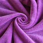 serviette micro perforée moderne blanc marron violet gris polyester respectueux environnement Jacquard