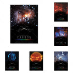 Cette image présente des affiches d'éléments chimiques représentés par des images cosmiques, mettant en valeur la diversité et la beauté de l'univers.