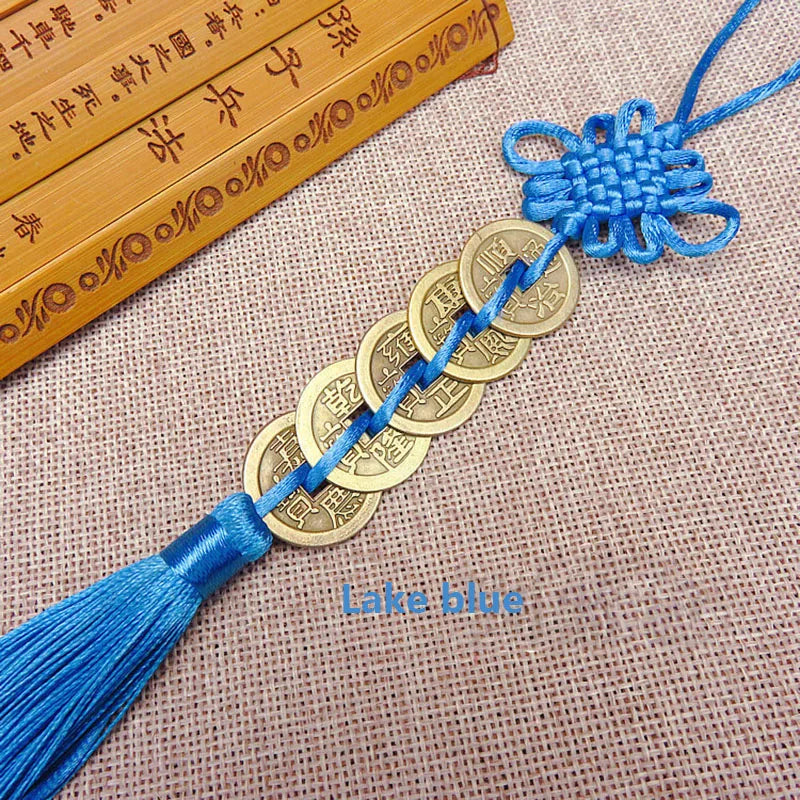 porte clés chinois artisanal rouge bleu royal motif traditionnel tissu satiné pompon métal