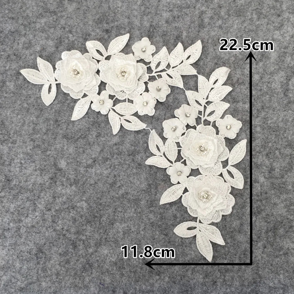 appliques textiles broderie florale dentelle fleurs feuilles blanc noir doré rose bleu