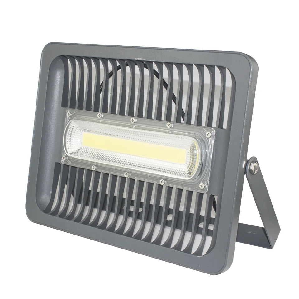projecteur led gris moderne ip66 100w 150w extérieur jardin ventilation grille tringle câble électrique