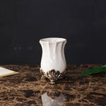 ensemble salle bain blanc doré classique cérémonial distributeur savon tasse buvant support savon porte