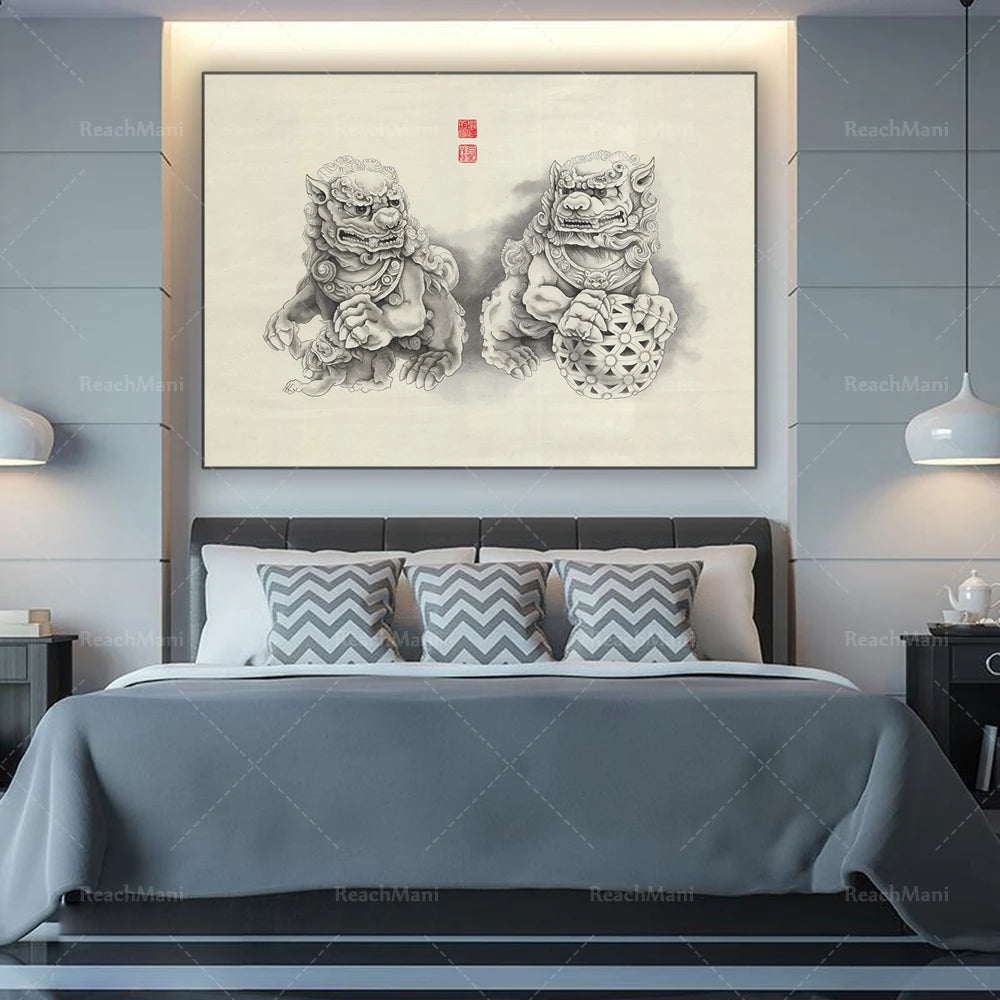 Une illustration stylisée de deux créatures fantastiques, peut-être des lions ou des chimères, dans un style artistique oriental, ornant élégamment cette chambre moderne et épurée.
