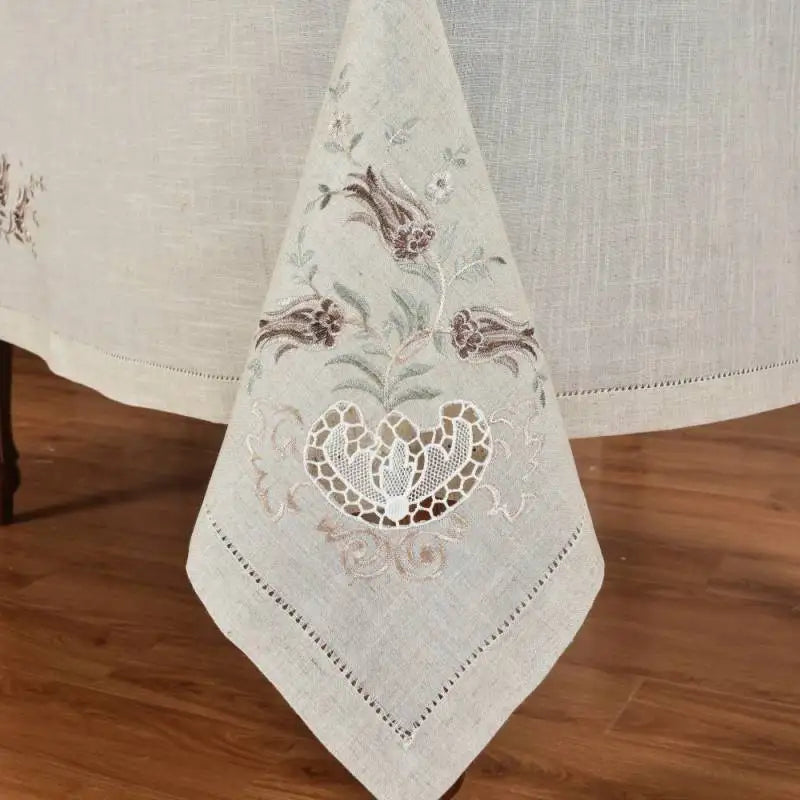 nappe élégante polyester opaque broderie florale beige clair gris marron foncé machine réutilisable restaurant