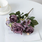 bouquets artificiels roses hydrangeas violettes roses blanches classiques décoration intérieure mariage anniversaire baby shower