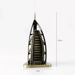 décoration intérieure statue liberté tour eiffel miniature architecture moderne ornement métal doré noël