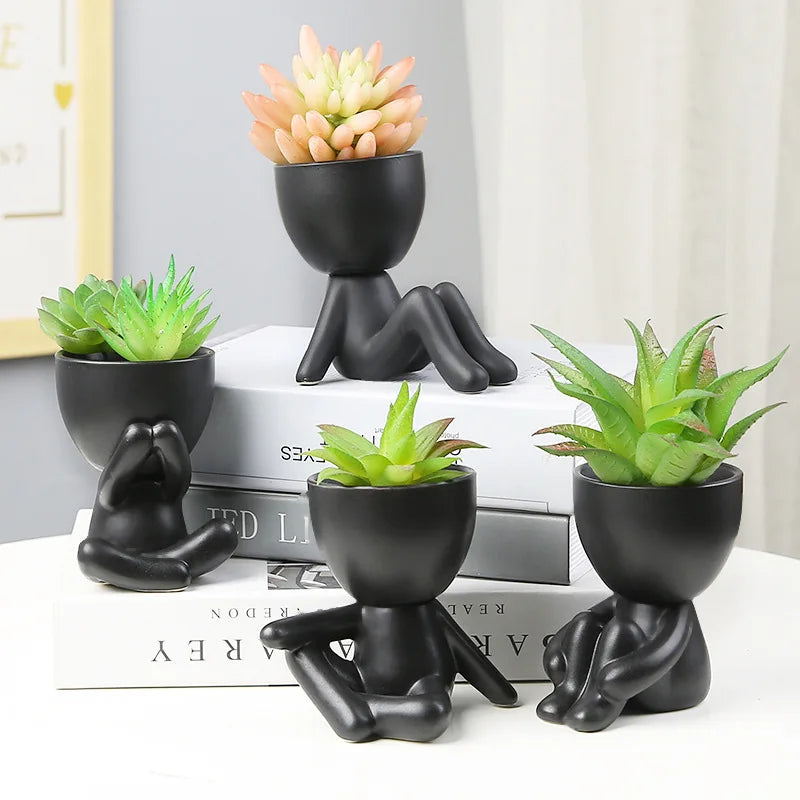 cache pot céramique blanc noir personnage assis contemporain plante succulente minimaliste ornement décoration artisanale